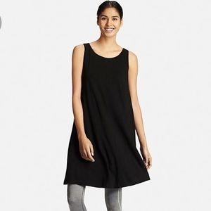 NWT Uniqlo Black Sleeveless Shift Dress XS